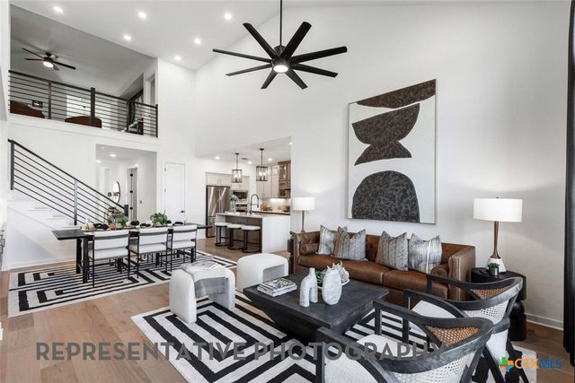 8909 Turaco Trail, Austin, TX 78744