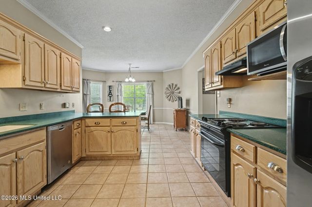 13960 Fairview Road, Byhalia, MS 38611