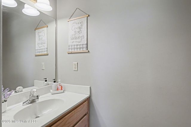13960 Fairview Road, Byhalia, MS 38611