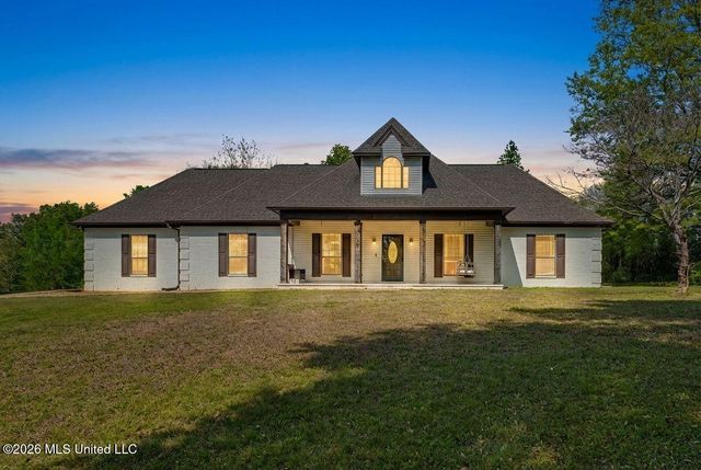 13960 Fairview Road, Byhalia, MS 38611