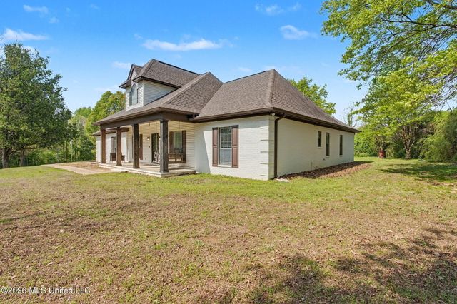 13960 Fairview Road, Byhalia, MS 38611