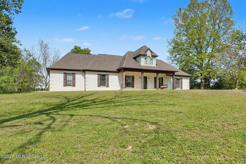 13960 Fairview Road, Byhalia, MS 38611