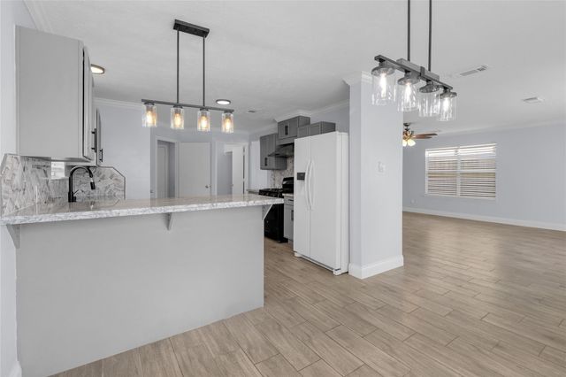 11410 Sunburst Falls Drive, Humble, TX 77396