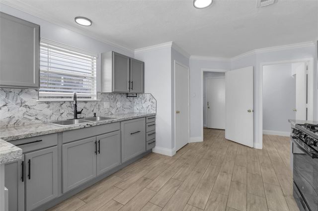 11410 Sunburst Falls Drive, Humble, TX 77396