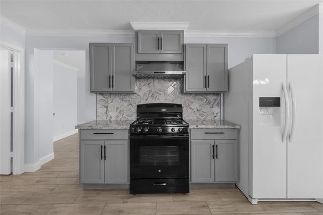 11410 Sunburst Falls Drive, Humble, TX 77396