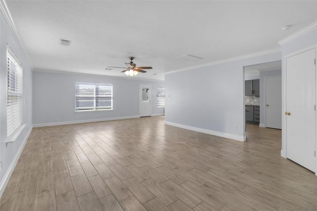 11410 Sunburst Falls Drive, Humble, TX 77396