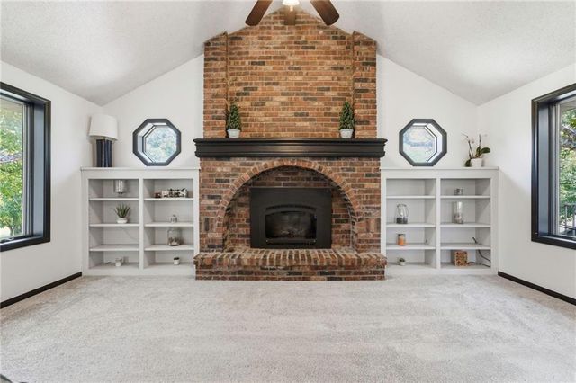 1116 W Hubach Hill Road, Raymore, MO 64083