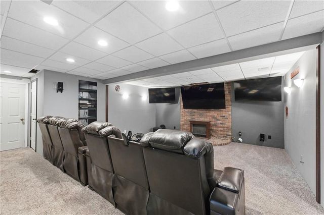 1116 W Hubach Hill Road, Raymore, MO 64083