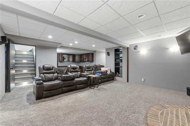1116 W Hubach Hill Road, Raymore, MO 64083