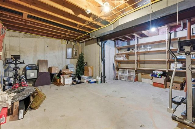 1116 W Hubach Hill Road, Raymore, MO 64083