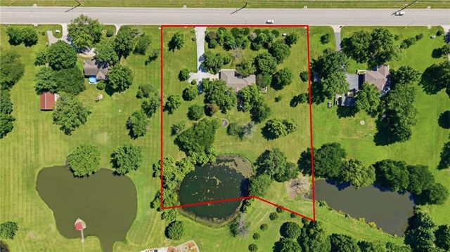1116 W Hubach Hill Road, Raymore, MO 64083