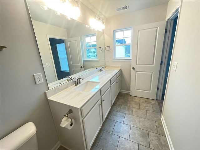 2623 Hedgeway Circle, Kennesaw, GA 30144