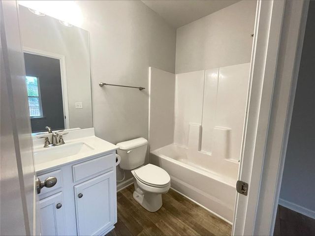 2623 Hedgeway Circle, Kennesaw, GA 30144