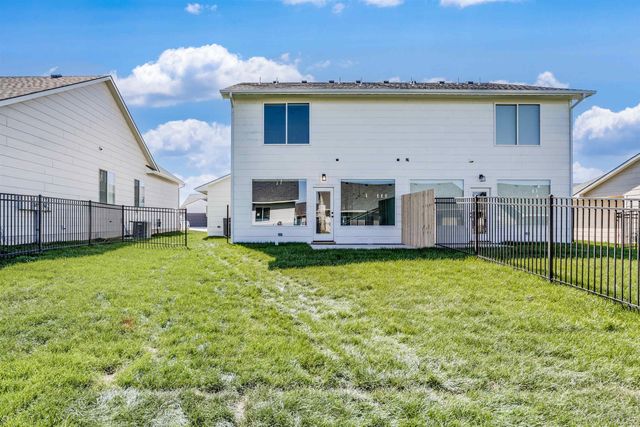 12131 W Swift Fox St, Maize, KS 67223