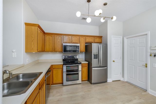 5341 61ST TERRACE N, St Petersburg, FL 33709