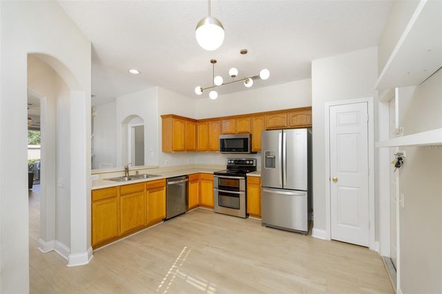 5341 61ST TERRACE N, St Petersburg, FL 33709