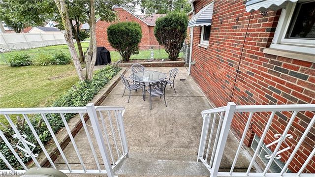 1787 E 227th Street, Euclid, OH 44117