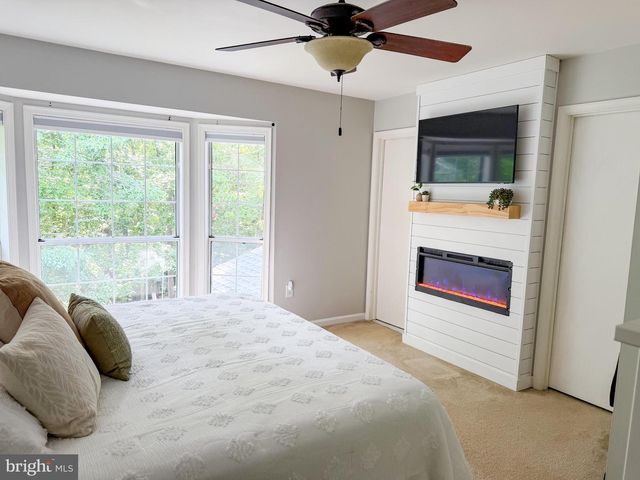 40 ROCKY DR, Stafford, VA 22554