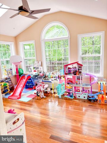 40 ROCKY DR, Stafford, VA 22554