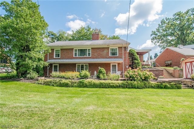 1639 Coventry Road NE, Massillon, OH 44646