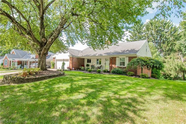 1639 Coventry Road NE, Massillon, OH 44646