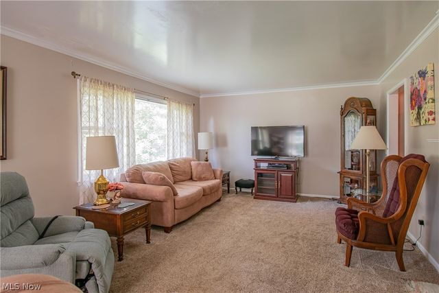 1639 Coventry Road NE, Massillon, OH 44646