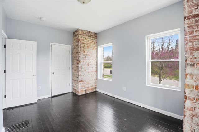 2545 Harrison Avenue, Cincinnati, OH 45211