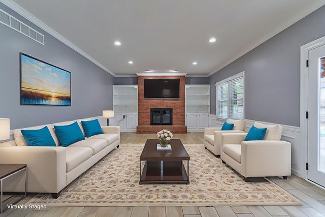 7849 Brookshire Court, Evansville, IN 47715