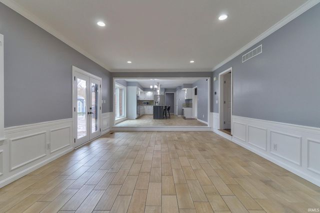 7849 Brookshire Court, Evansville, IN 47715