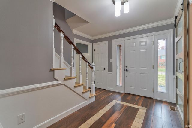 7849 Brookshire Court, Evansville, IN 47715