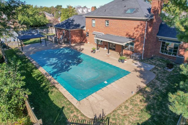 7849 Brookshire Court, Evansville, IN 47715