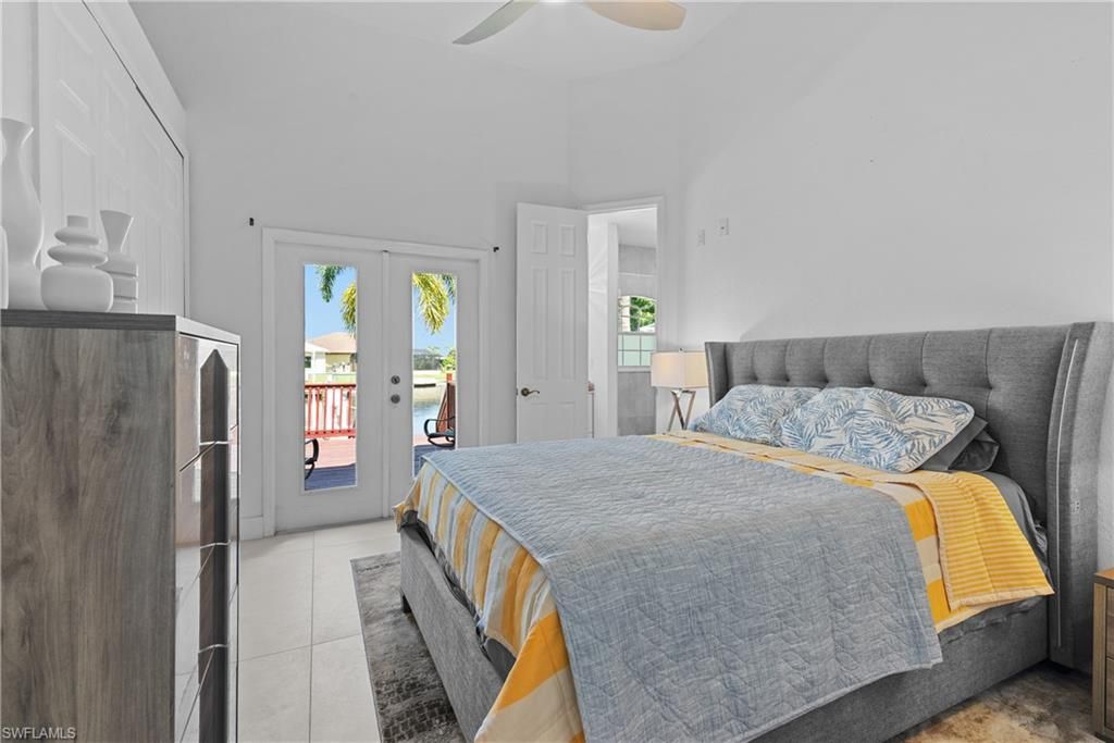 Image 16 of property listing at 2417 Cape Coral PKWY W, Cape Coral, FL 33914