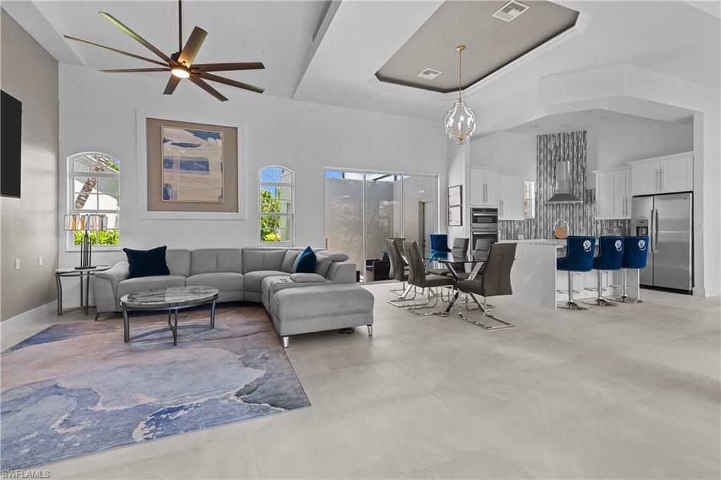 Image 3 of property listing at 2417 Cape Coral PKWY W, Cape Coral, FL 33914