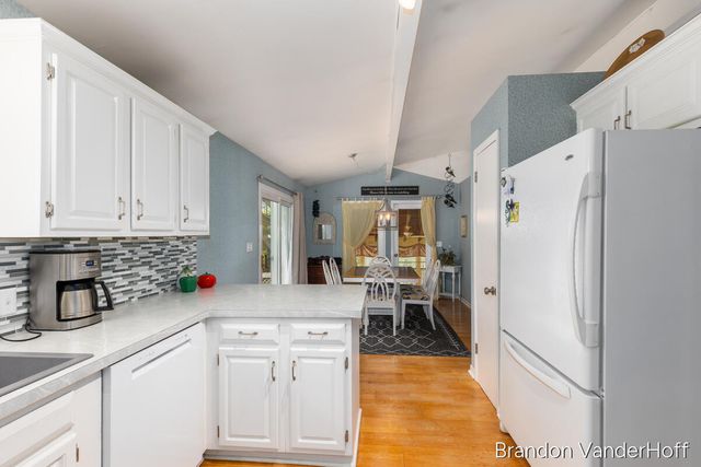 980 Bellewood Drive Se, City Of Kentwood, MI 49508