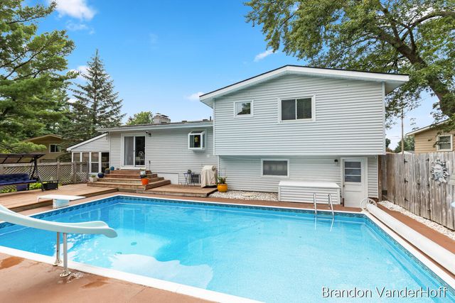980 Bellewood Drive Se, City Of Kentwood, MI 49508