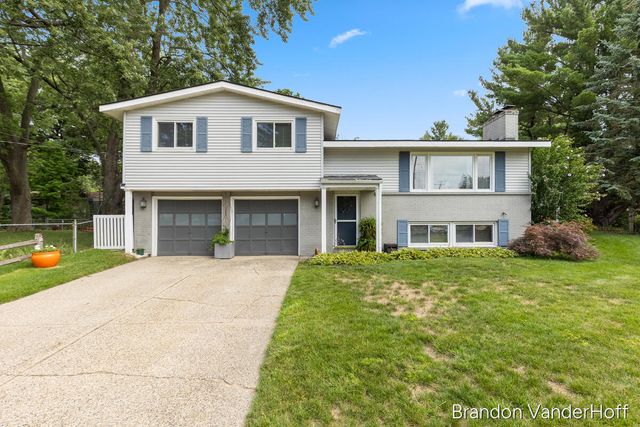 980 Bellewood Drive Se, City Of Kentwood, MI 49508