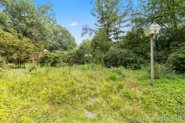 980 Bellewood Drive Se, City Of Kentwood, MI 49508