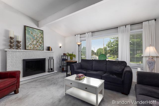 980 Bellewood Drive Se, City Of Kentwood, MI 49508
