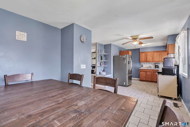 9 Alan Drive, Ansonia, CT 06401