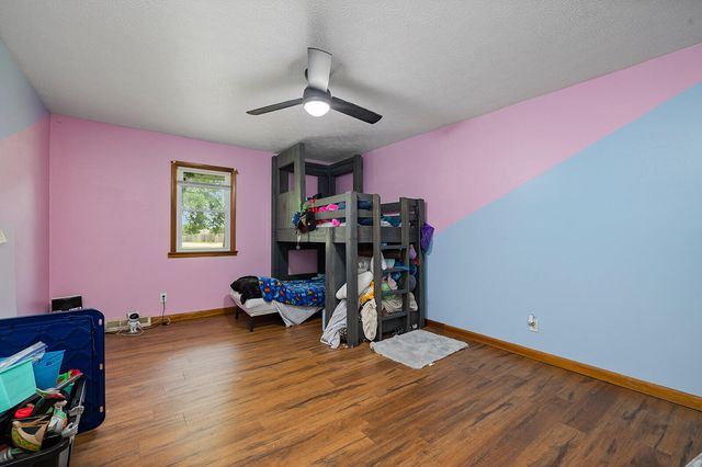 5008 S Cloverdale Lane, Battlefield, MO 65619