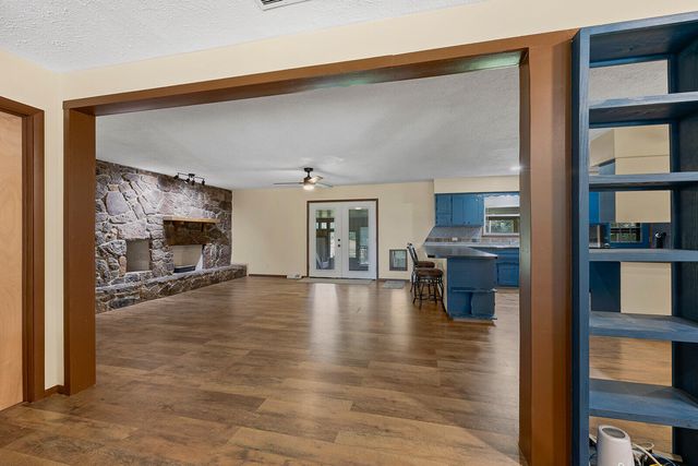 5008 S Cloverdale Lane, Battlefield, MO 65619