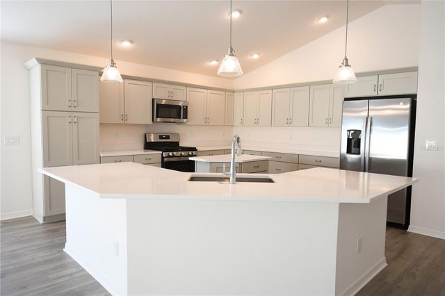 1173 JELLO DR, The Villages, FL 34762