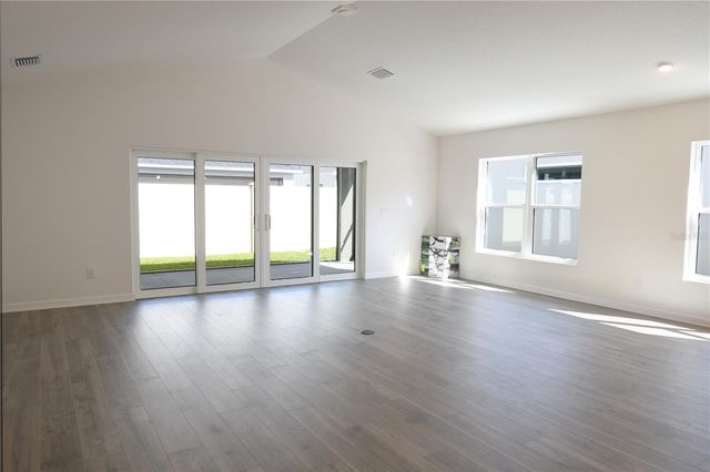 1173 JELLO DR, The Villages, FL 34762