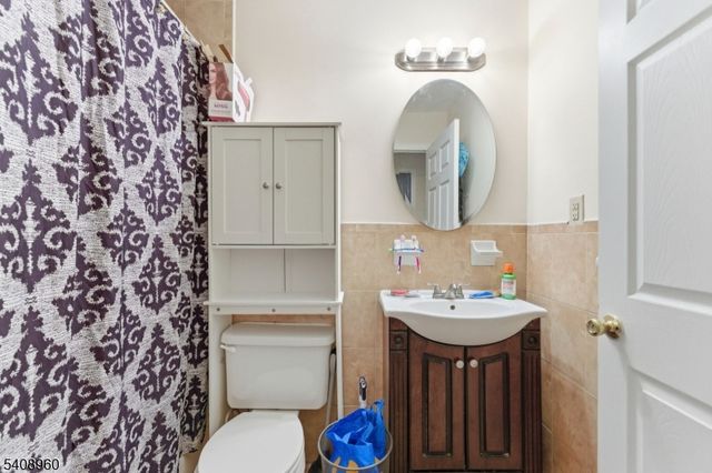 29 22Nd Ave, Paterson City, NJ 07513