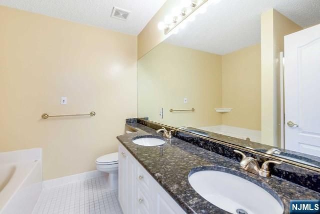 8708 Brittany Drive, Wayne, NJ 07470