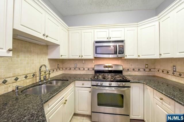 8708 Brittany Drive, Wayne, NJ 07470