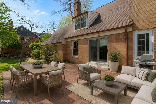 11209 FARMLAND DR, Rockville, MD 20852