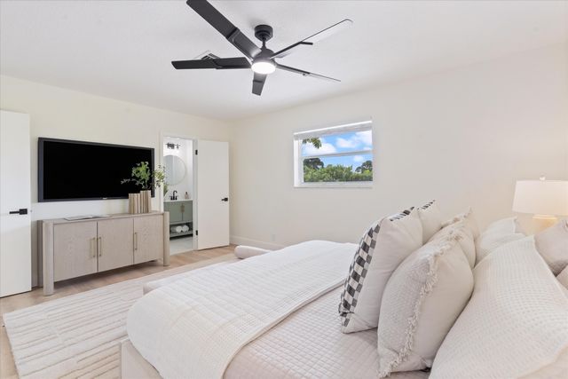2840 DORSON Way, Delray Beach, FL 33445