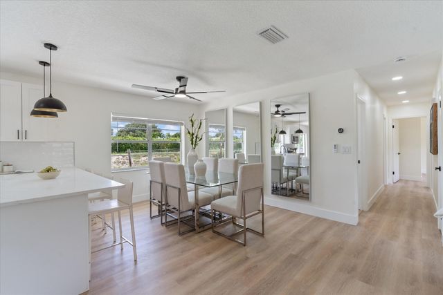 2840 DORSON Way, Delray Beach, FL 33445