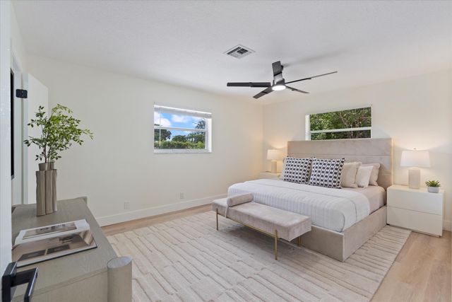 2840 DORSON Way, Delray Beach, FL 33445